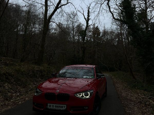 BMW 1-Series Hatchback, Petrol, 2012, Red