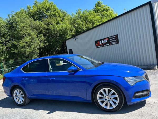Skoda Superb Hatchback, Diesel, 2020, Blue