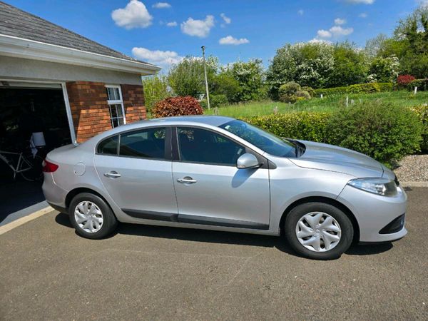 Renault Fluence Saloon, Diesel, 2014, Silver
