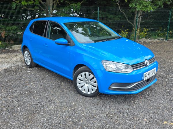 Volkswagen Polo Hatchback, Petrol, 2014, Blue