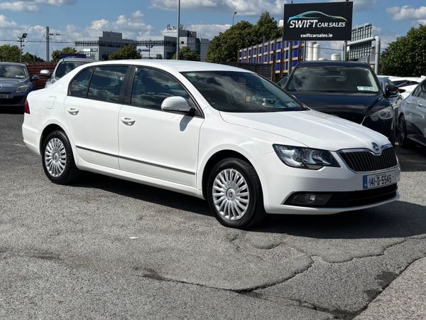 Skoda Superb Saloon, Diesel, 2014, White