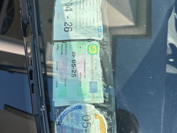 Opel Astra Saloon, Petrol, 2004, Blue