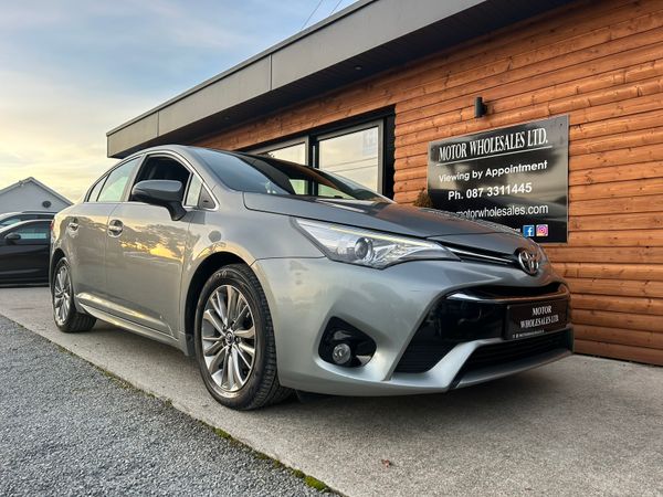 Toyota Avensis Saloon, Diesel, 2016, Grey