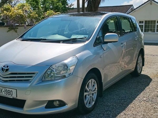 Toyota Verso MPV, Diesel, 2012, Silver