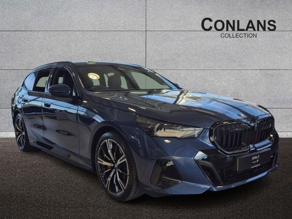 BMW i5 Touring, Electric, 2025, Blue