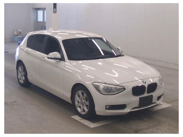 BMW 1-Series Hatchback, Petrol, 2011, White