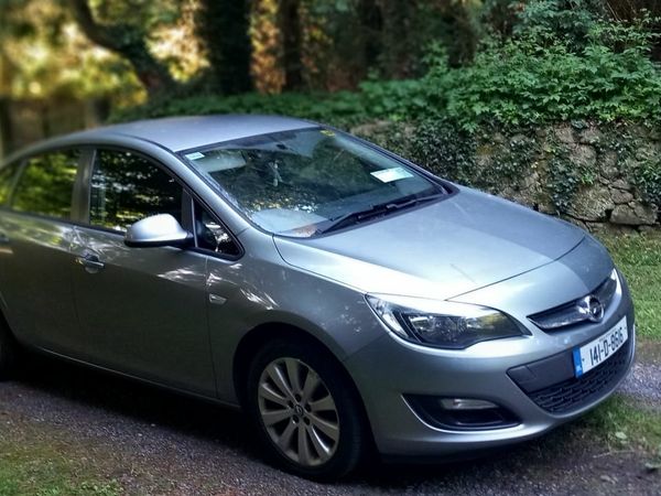 Opel Astra Saloon, Diesel, 2014, Silver