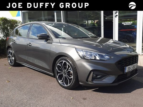 Ford Focus Hatchback, Petrol, 2020, Grey