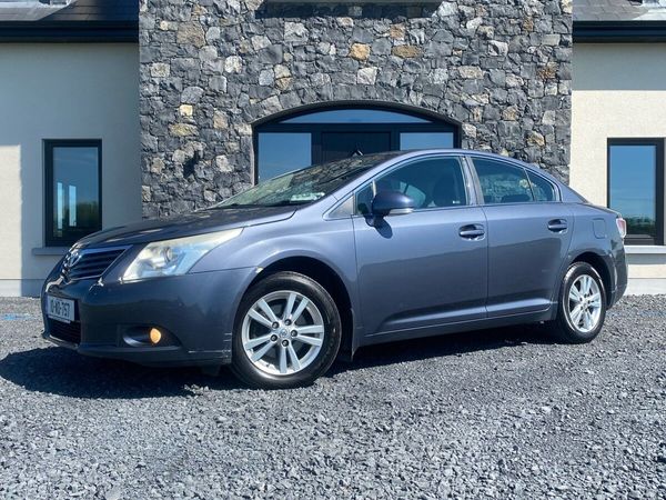 Toyota Avensis Saloon, Diesel, 2010, Blue