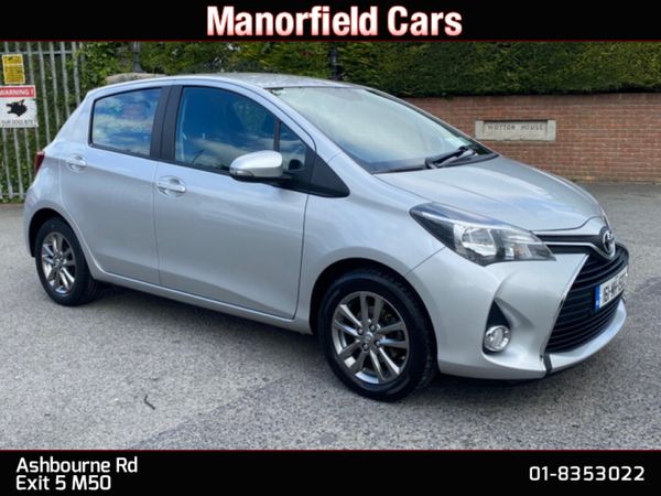 Toyota Yaris Hatchback, Petrol, 2016, Silver