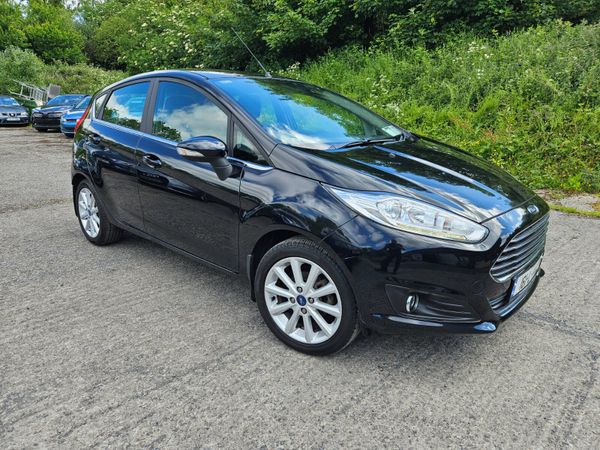 Ford Fiesta Hatchback, Petrol, 2016, Black