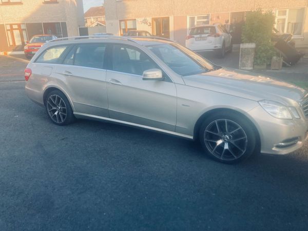 Mercedes-Benz E-Class Estate, Diesel, 2011, Beige