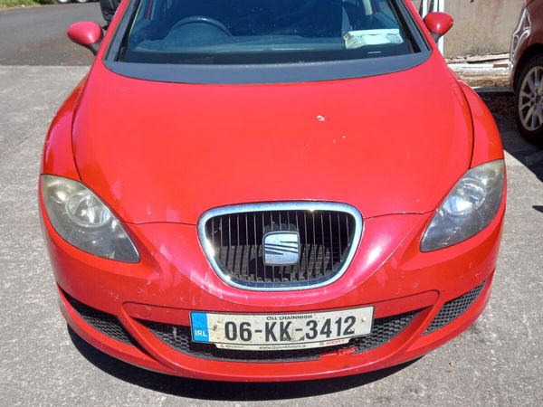 SEAT Leon Hatchback, Petrol, 2006, Red