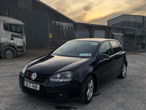Volkswagen Golf Hatchback, Petrol, 2009, Black