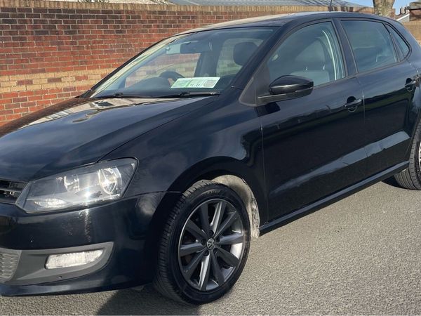 Volkswagen Polo Hatchback, Petrol, 2013, Black