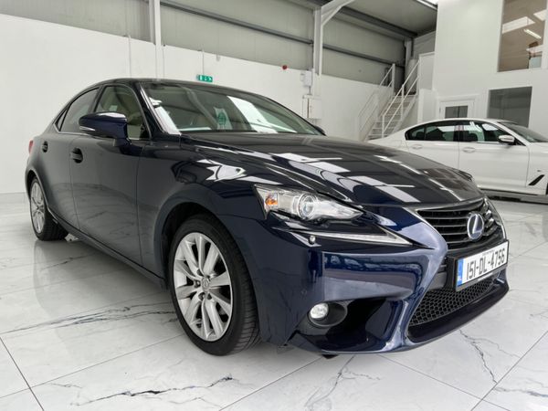 Lexus IS Saloon, Petrol Hybrid, 2015, Blue