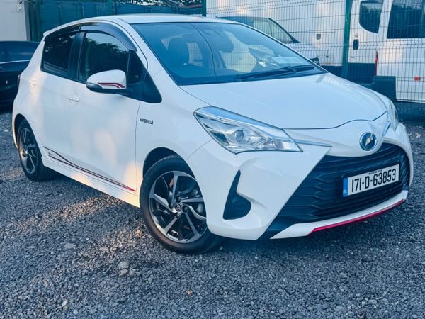 Toyota Vitz Hatchback, Petrol Hybrid, 2017, White