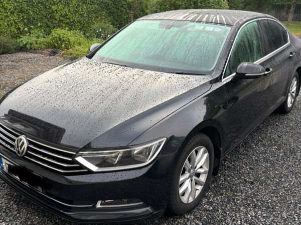 Volkswagen Passat Saloon, Diesel, 2017, Black