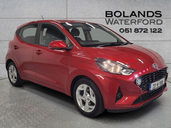 Hyundai i10 Hatchback, Petrol, 2023, Red