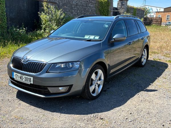 Skoda Octavia Estate, Diesel, 2017, Grey