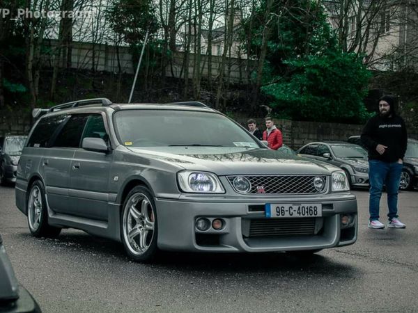 Nissan Stagea Estate, Petrol, 1996, Silver