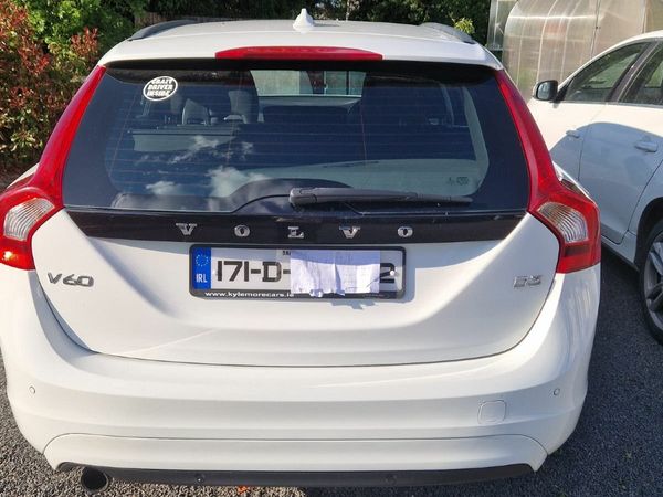 Volvo V60 Estate, Diesel, 2017, White