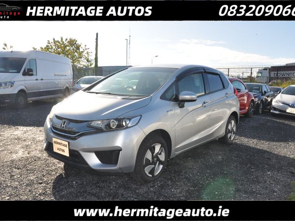 Honda Fit Hatchback, Petrol Hybrid, 2014, Silver