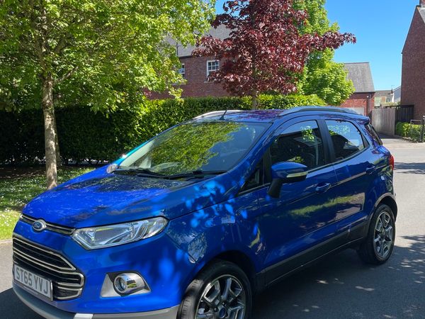 Ford EcoSport SUV, Petrol, 2016, Blue
