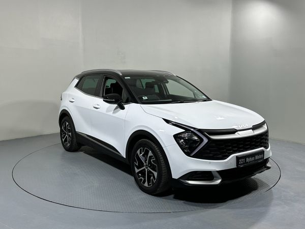 Kia Sportage SUV, Petrol, 2022, White