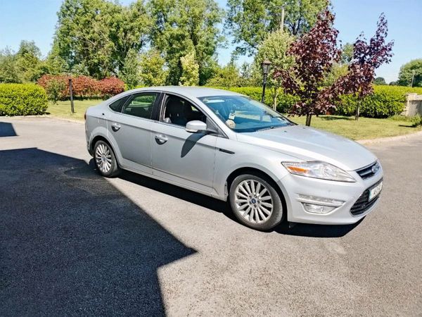 Ford Mondeo Hatchback, Diesel, 2014, Silver