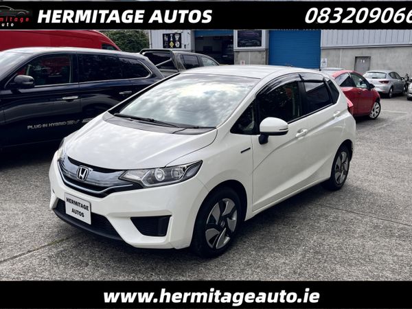 Honda Fit Hatchback, Petrol Hybrid, 2014, White