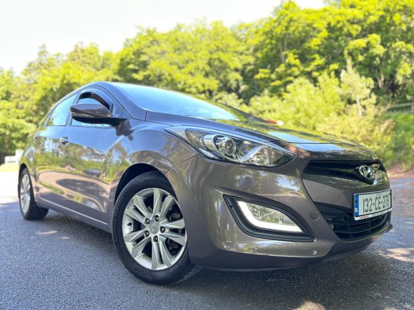 Hyundai i30 Hatchback, Diesel, 2013, Bronze