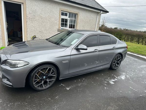 BMW 5-Series Saloon, Diesel, 2014, Grey