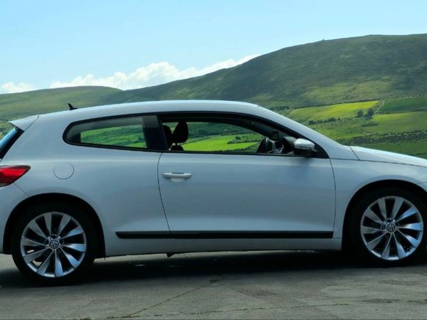 Volkswagen Scirocco Hatchback, Diesel, 2009, White