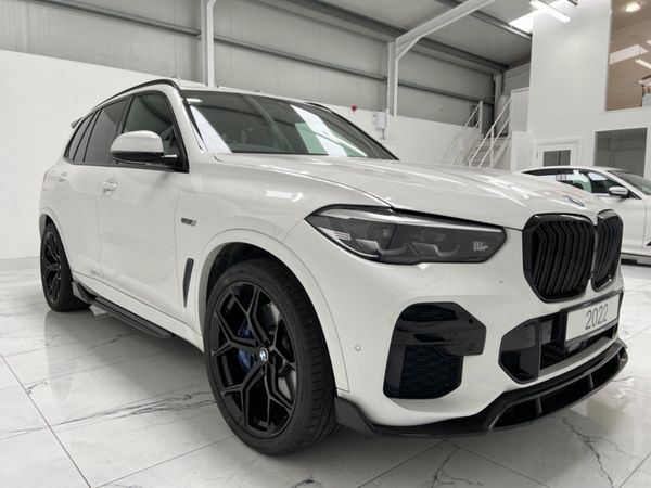 BMW X5 SUV, Petrol Hybrid, 2022, White