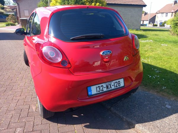 Ford KA Hatchback, Petrol, 2013, Red