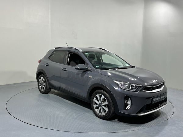 Kia Stonic Estate/Jeep, Petrol, 2022, Grey