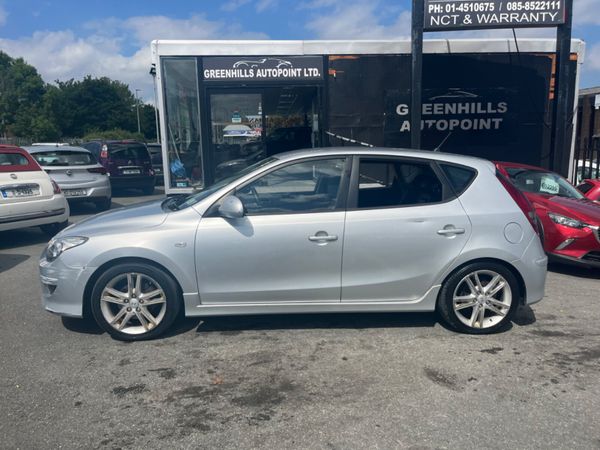 Hyundai i30 Hatchback, Diesel, 2010, Silver