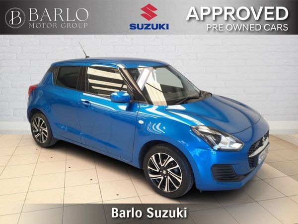 Suzuki Swift Hatchback, Petrol, 2021, Blue