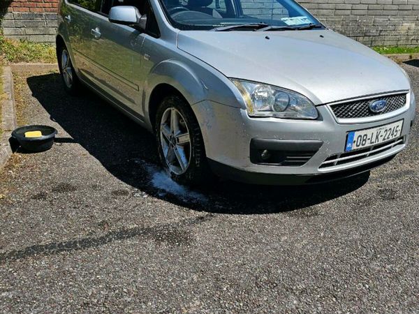 Ford Focus Hatchback, Petrol, 2008, Silver