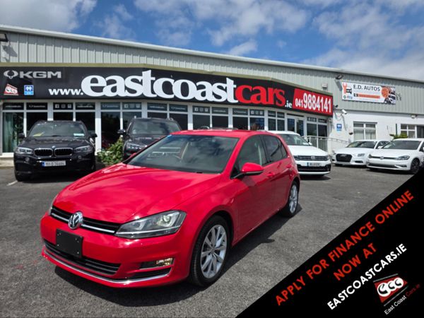 Volkswagen Golf Hatchback, Petrol, 2014, Red