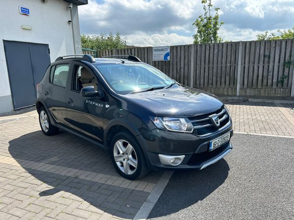 Dacia Sandero Hatchback, Petrol, 2016, Black