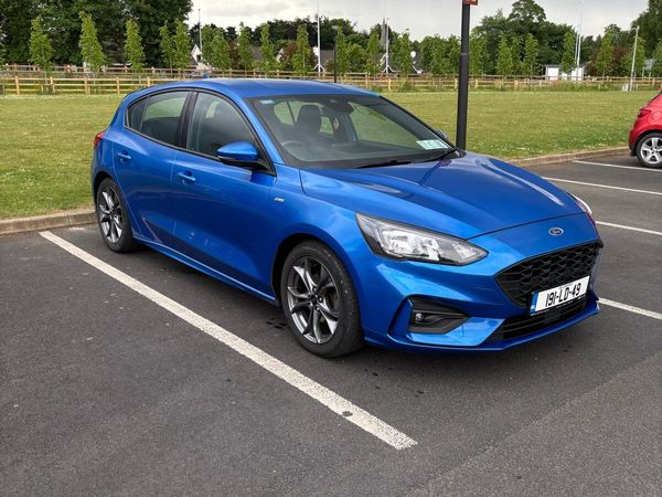 Ford Focus Hatchback, Diesel, 2019, Blue