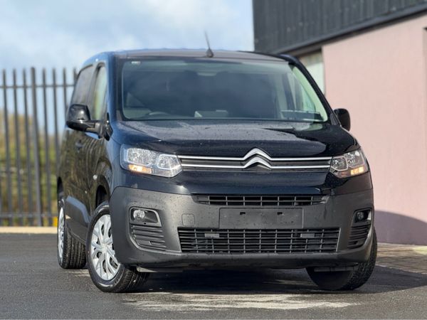 Citroen Berlingo Van, Diesel, 2022, Black