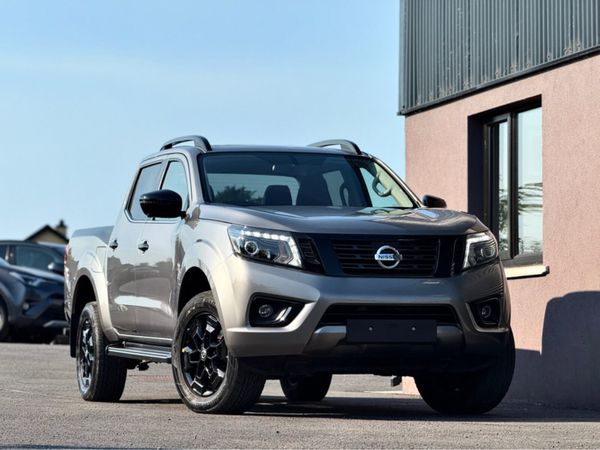 Nissan Navara Pick Up, Diesel, 2021, Grey