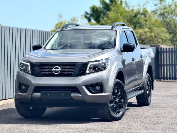 Nissan Navara Pick Up, Diesel, 2021, Grey