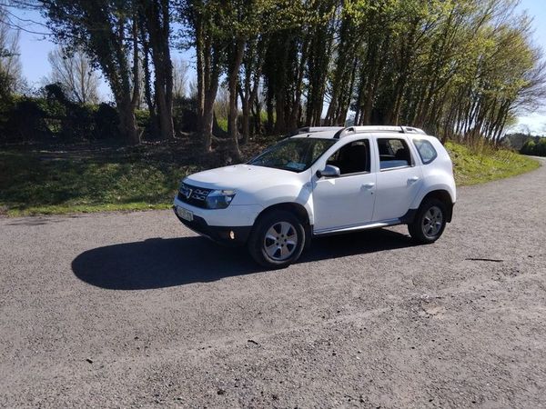 Dacia Duster SUV, Diesel, 2015, White