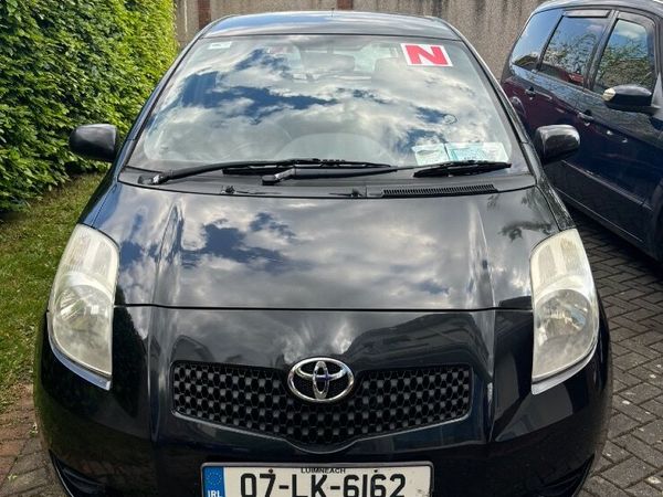 Toyota Yaris Hatchback, Petrol, 2007, Black