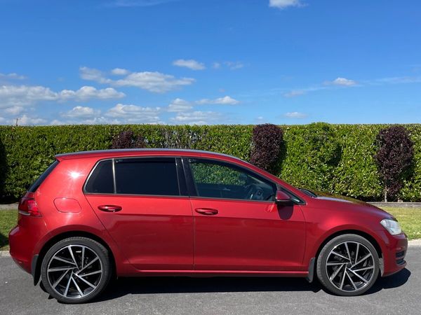 Volkswagen Golf Hatchback, Diesel, 2013, Red