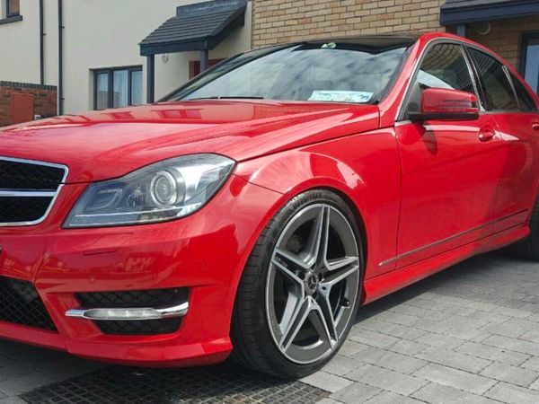 Mercedes-Benz C-Class Saloon, Diesel, 2014, Red